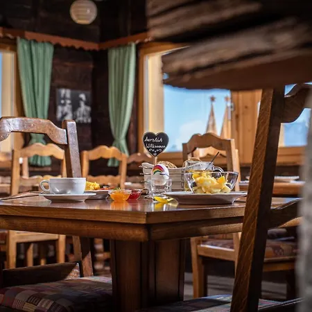 Ξενοδοχείο Slalom 3*